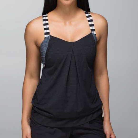 Lululemon Top Rest Less Tank Top Black Dune / Apex Stripe Built-in Bra sz 6 - Picture 1 of 12